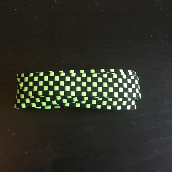 3/$20 ⚡️ Checkered ribbon - Picture 2 of 2